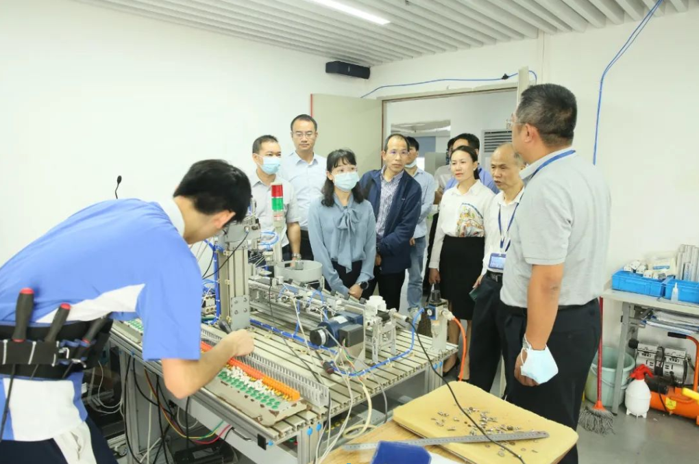 1704350663728132.png 1704350656296.png